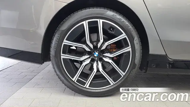 BMW 7 Series 2022 — ფოტო 10/34