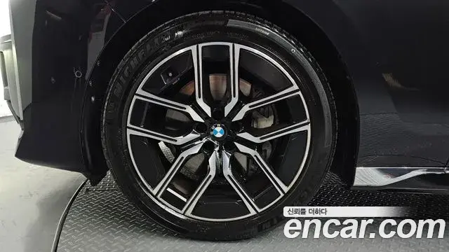 BMW 7 Series 2022 — ფოტო 5/34