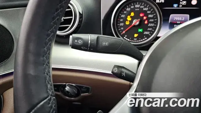 Mercedes-Benz E-Class 2019 — Фото 17/20