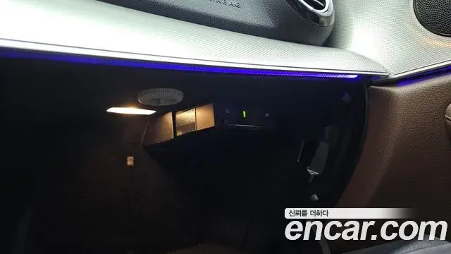 Mercedes-Benz E-Class 2019 — ფოტო 1/37
