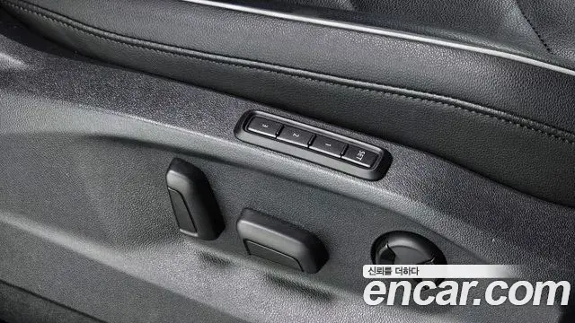 Volkswagen Tiguan 2018 — Photo 5/34
