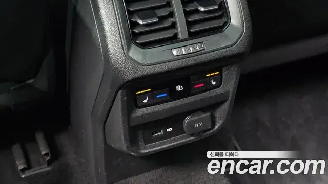 Volkswagen Tiguan 2018 — Photo 25/34