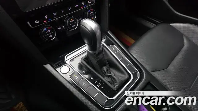 Volkswagen Arteon 2019 — ფოტო 8/20