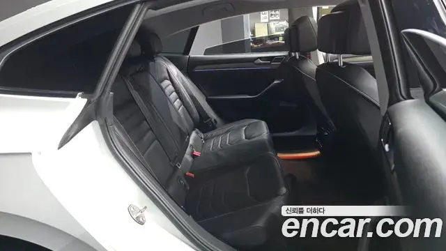 Volkswagen Arteon 2019 — ფოტო 20/20