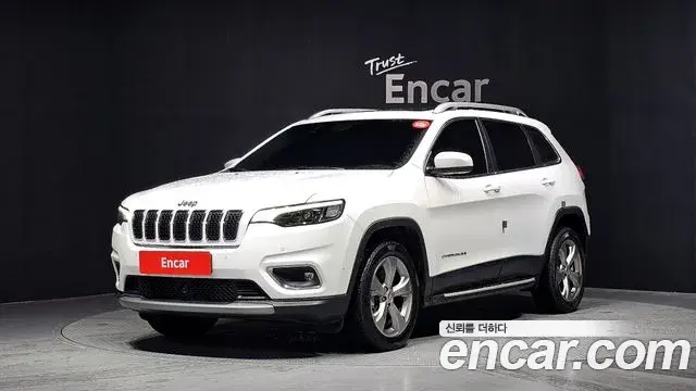 Jeep Cherokee 2020 — Photo 6/20