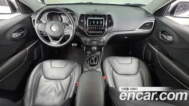 Jeep Cherokee 2020 — Photo 9/20