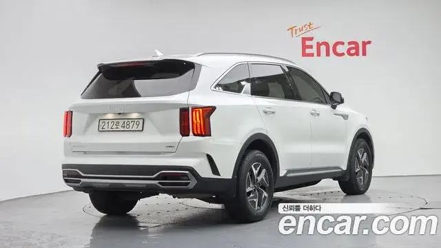 Kia Sorento 2023 — Фото 2/20