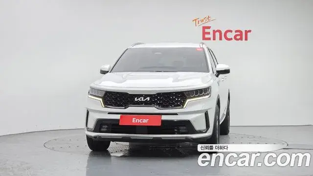 Kia Sorento 2023 — Фото 3/20