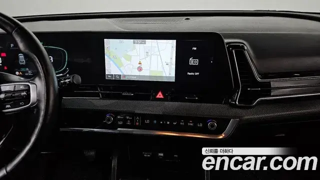 Kia Sportage 2024 — Фото 13/20