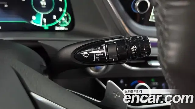 Hyundai Sonata Hybrid 2022 — Şəkil 11/36
