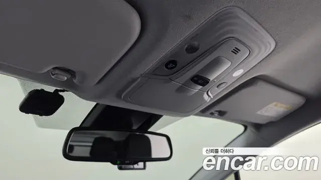 Toyota Prius 2021 — Фото 18/20