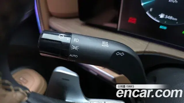 Hyundai Santa Fe 2024 — Photo 25/32