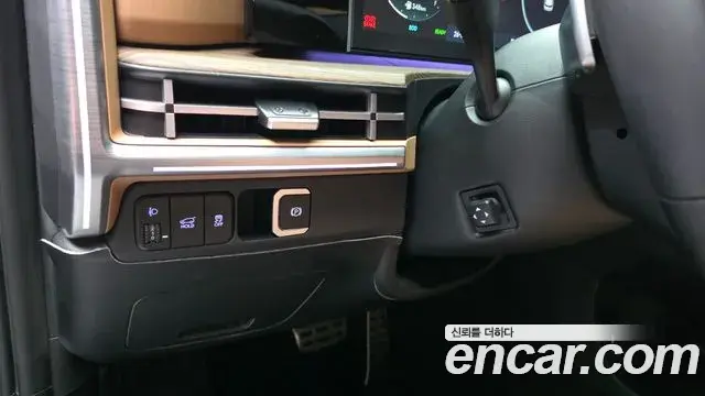 Hyundai Santa Fe 2024 — Photo 31/32