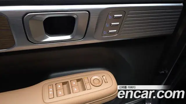 Hyundai Santa Fe 2024 — Photo 29/32