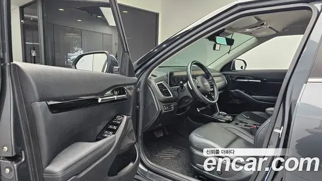 Kia Seltos 2023 — Photo 16/32