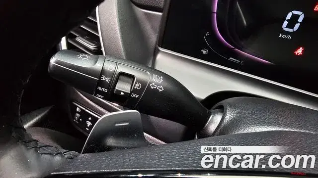 Kia Seltos 2023 — Photo 18/32