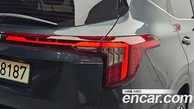 Kia Seltos 2023 — Photo 32/32