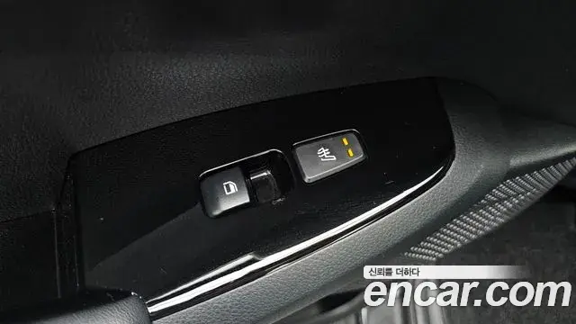 Kia Seltos 2023 — Photo 22/32