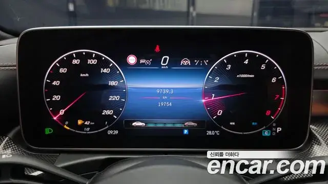 Mercedes-Benz C-Class 2023 — Фото 8/20