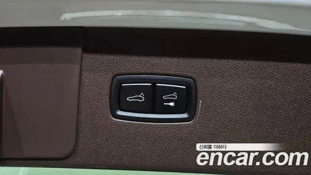 Porsche Cayenne 2021 — ფოტო 3/33