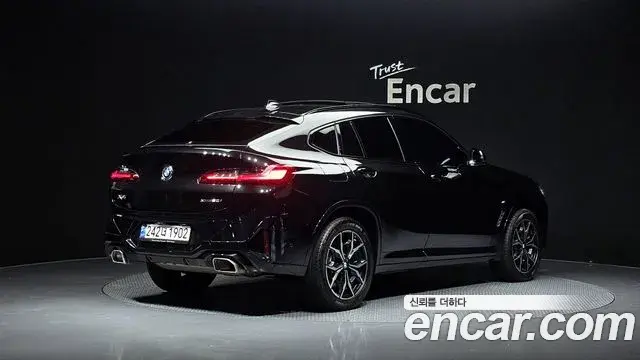 BMW X4 2022 — Photo 4/20