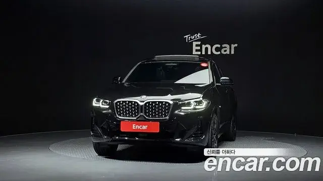 BMW X4 2022 — Photo 1/20