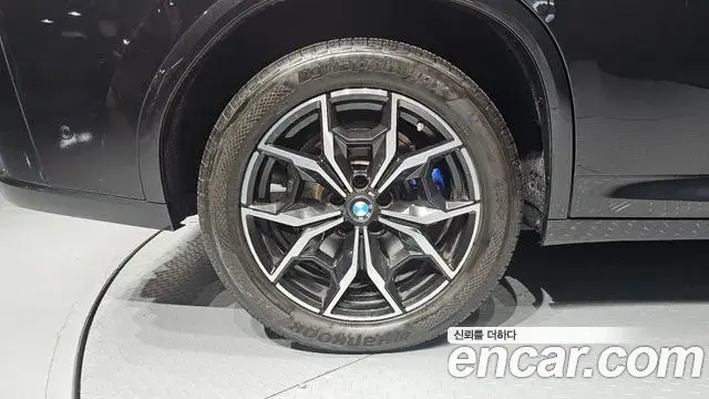 BMW X4 2022 — Photo 20/20