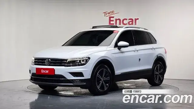 Volkswagen Tiguan 2019 — Şəkil 23/31