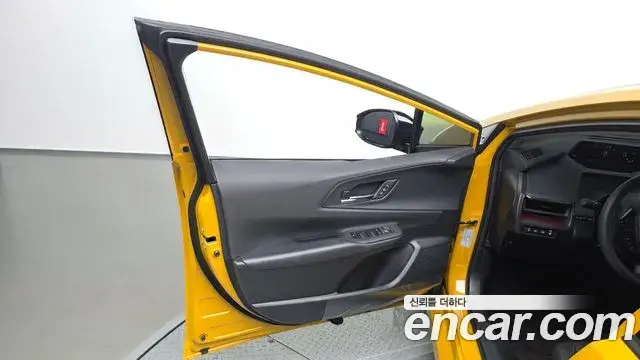Toyota Prius 2026 — ფოტო 5/35