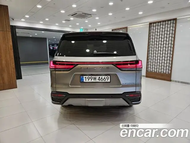 Lexus LX 2025 — Şəkil 9/15