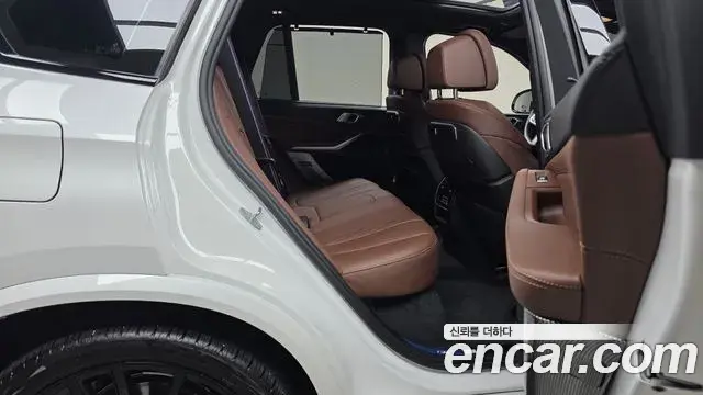 BMW X5 2025 — Şəkil 26/32