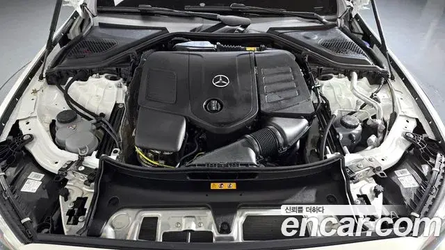 Mercedes-Benz E-Class 2024 — Фото 6/20