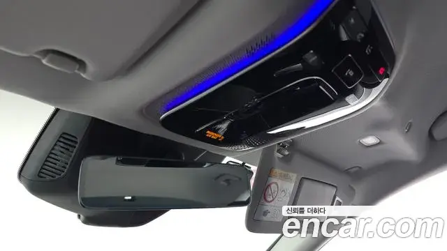 Mercedes-Benz E-Class 2024 — Фото 18/20