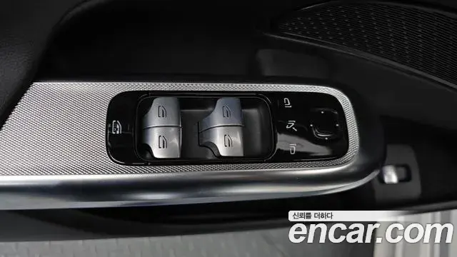 Mercedes-Benz E-Class 2024 — ფოტო 2/31