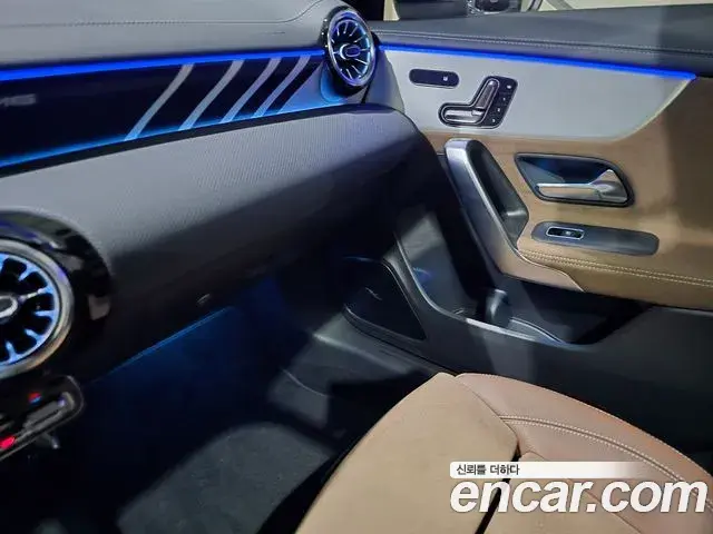 Mercedes-Benz CLA-Class 2025 — Фото 10/19