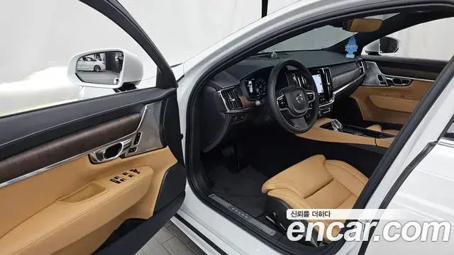 Volvo S90 2021 — Photo 5/31