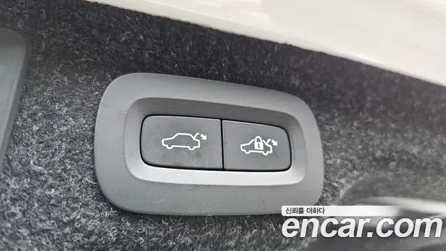 Volvo S90 2021 — Photo 4/31