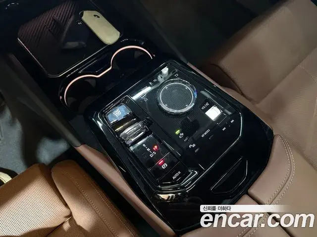 BMW 5 Series 2024 — Photo 19/20