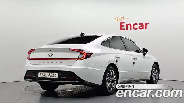 Hyundai Sonata 2022 — Фото 2/20