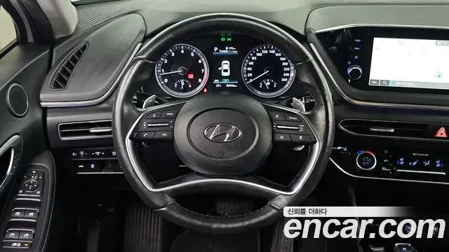 Hyundai Sonata 2022 — Фото 13/20