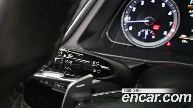 Hyundai Sonata Hybrid 2022 — ფოტო 29/31