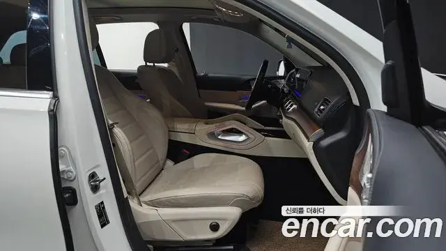Mercedes-Benz GLE-Class 2021 — Şəkil 15/20