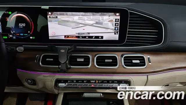 Mercedes-Benz GLE-Class 2021 — Şəkil 18/20
