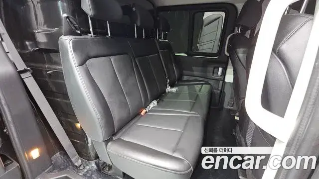 Hyundai Staria 2022 — Photo 20/31
