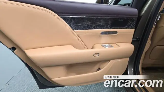 Genesis G90 2022 — Photo 5/33