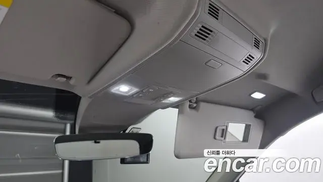 Volkswagen Tiguan 2018 — Şəkil 18/20