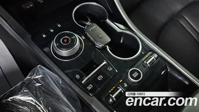 Kia K5 2022 — Photo 9/20