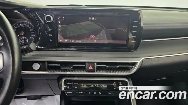 Kia K5 2022 — Photo 16/20