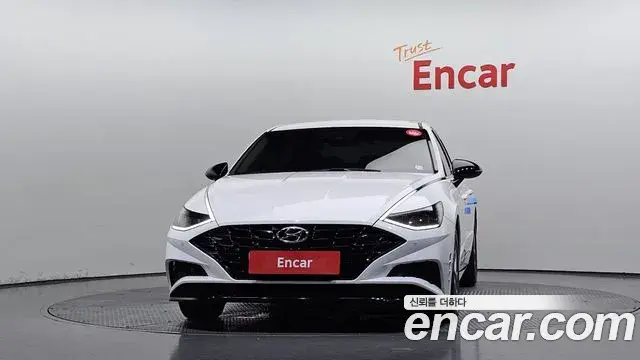 Hyundai Sonata Hybrid 2022 — ფოტო 30/30
