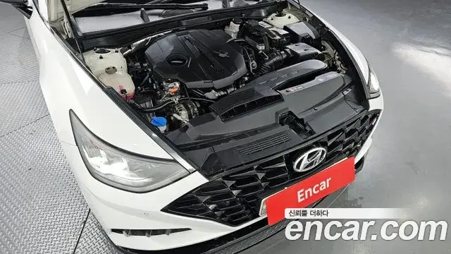 Hyundai Sonata Hybrid 2022 — ფოტო 18/30